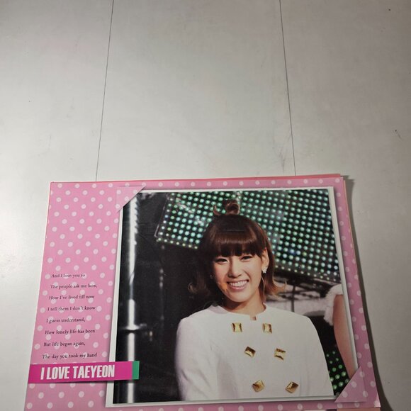 Girls Generation SNSD Taeyeon Poster Collection - Picture 3 of 13
